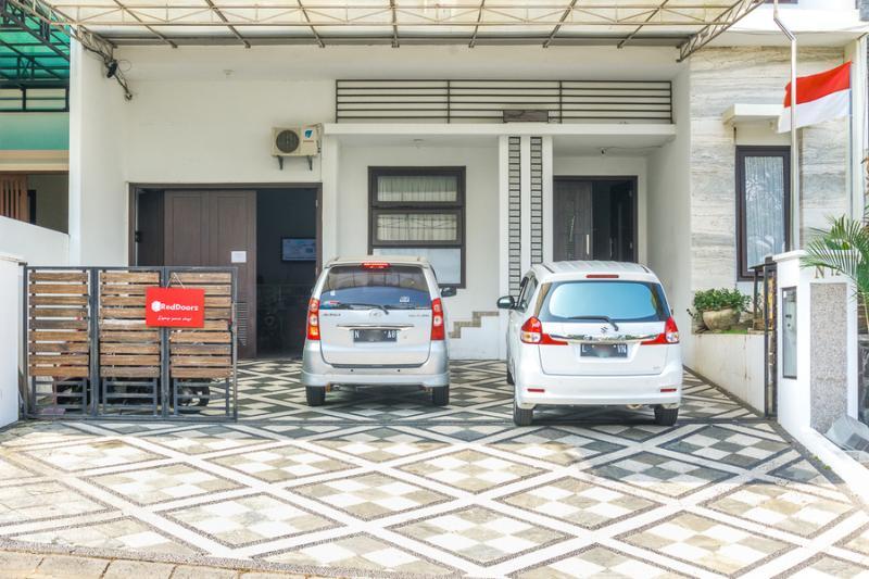 Hotel Reddoorz Near Ma Chung Malang